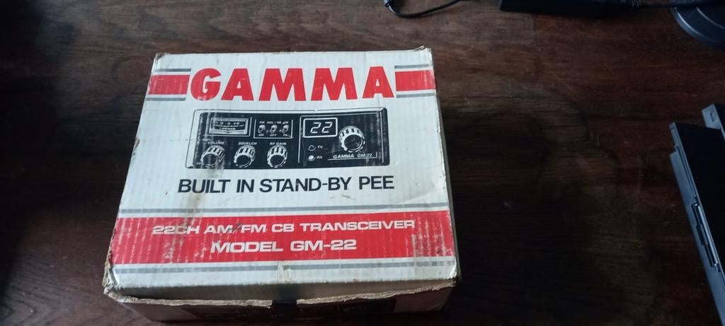 CB Gamma GM22 casi neuf complet , avec  position 22 et 40, Télécoms, Émetteurs & Récepteurs, Comme neuf, Émetteur et Récepteur