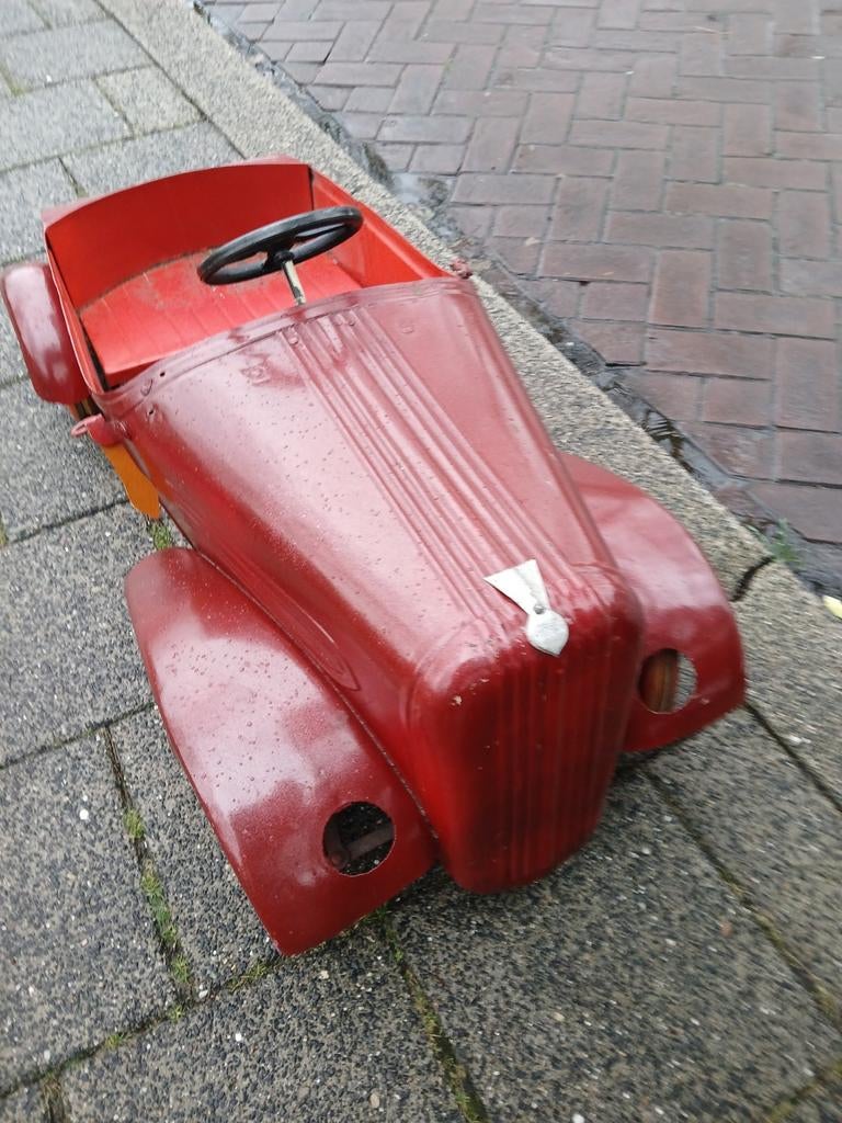 Voiture à pédales Torck,, Antiquités & Art, Antiquités | Autres Antiquités, Enlèvement