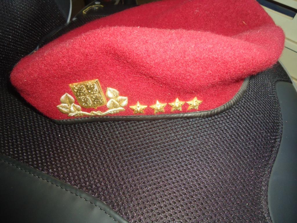 béret para rép. tcheque, Ophalen of Verzenden, Landmacht, Helm of Baret