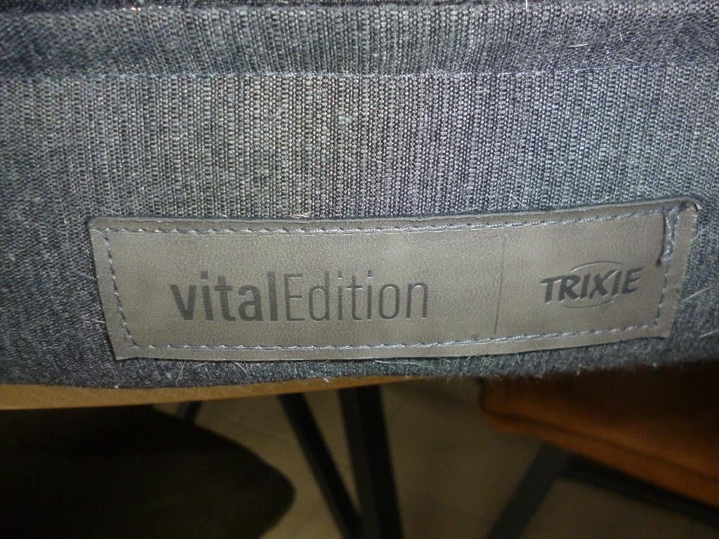 TRIXIE VitalEdition orthopedische hondensofa, Dieren en Toebehoren, Ophalen, Gebruikt, Overige
