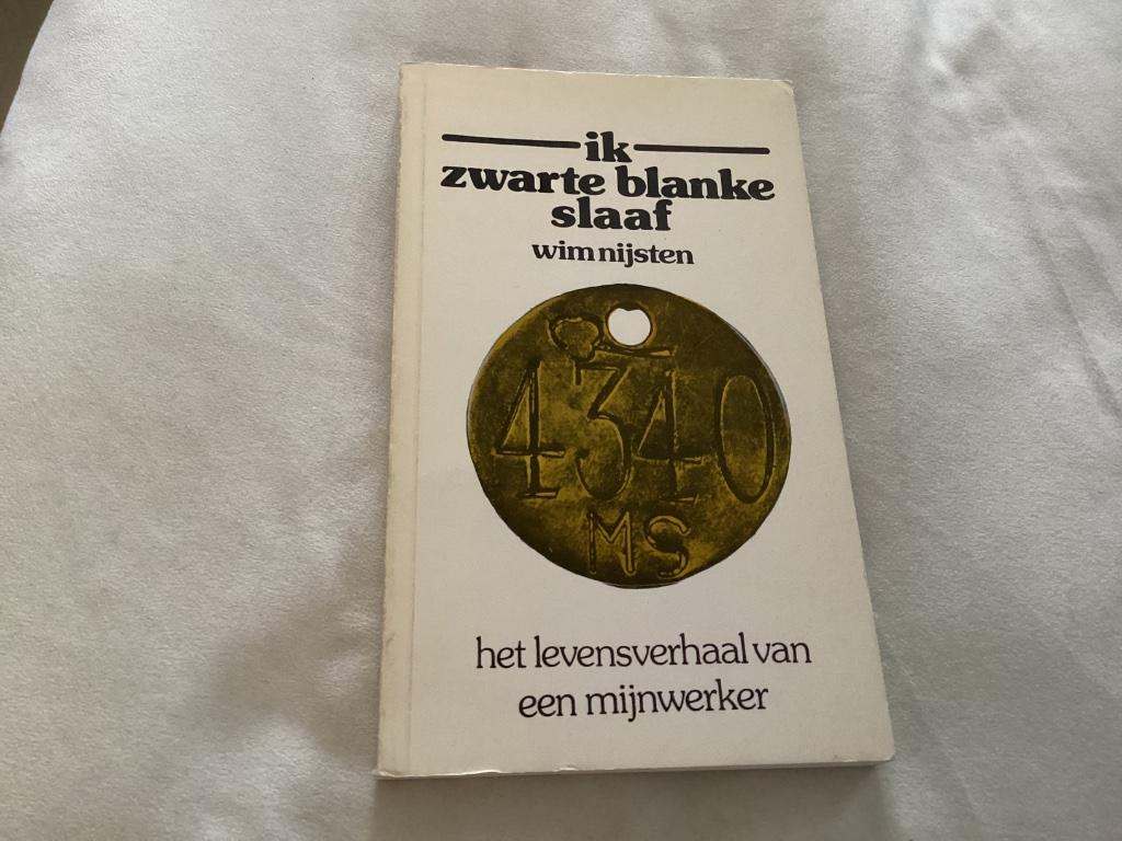 Ik zwarte blanke slaaf, Boeken, Ophalen of Verzenden