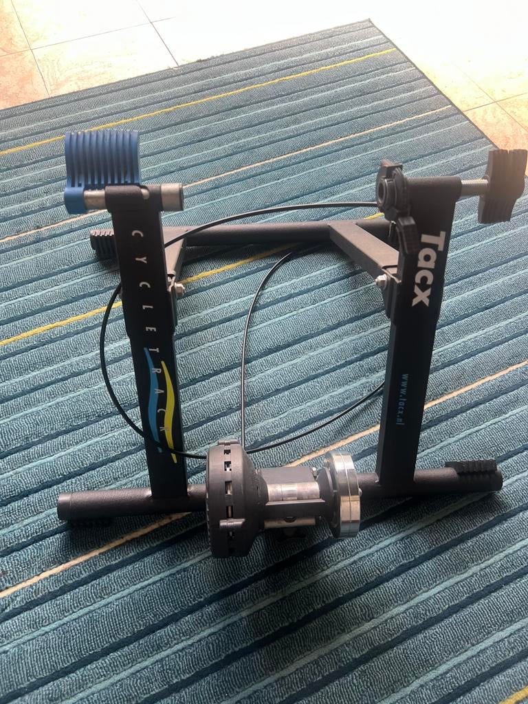 Fietstrainer voor binnen, Ophalen, Zo goed als nieuw
