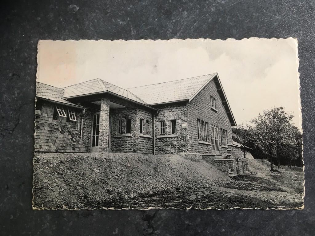 postkaart vakantiecentrum mutualiteit in Heer-sur-Meuse, Ophalen of Verzenden, Namen