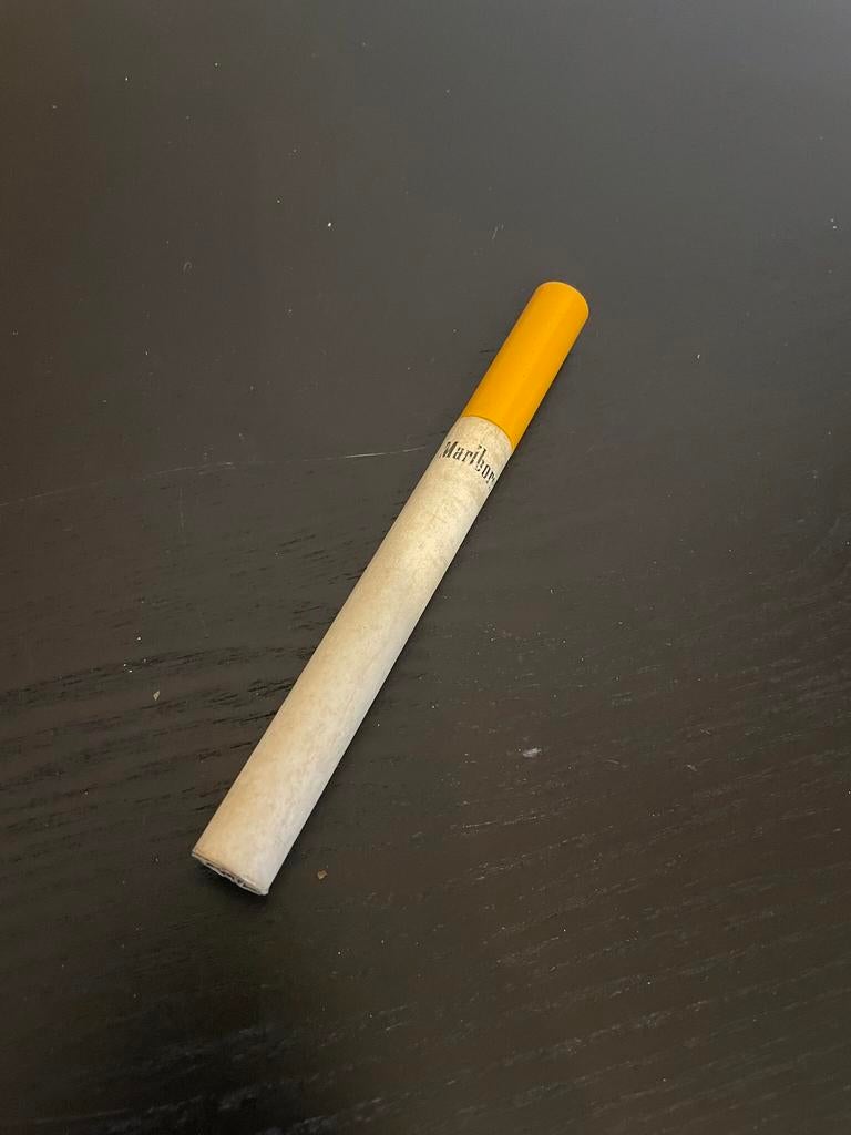 MARLBORO Stylo in vorm van REUZESIGARET, Ophalen, Zo goed als nieuw