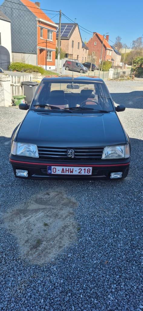 Peugeot 205 1.9 GTI 130 pk, 4 zetels, Zwart, 4 cilinders, Bedrijf