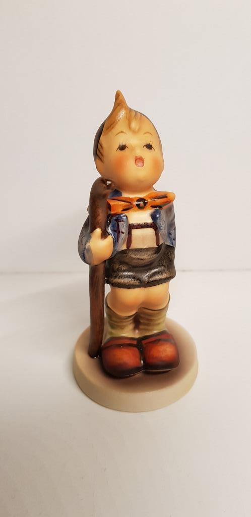 Hummel 16/2/0 « Petit randonneur » - TMK 5, Collections, Statues & Figurines, Comme neuf, Hummel, Enlèvement ou Envoi