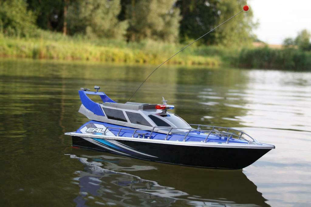 RC Politieboot Renegade 2RM Natuurgetrouwe USA- Politieboot, Enlèvement ou Envoi, Neuf