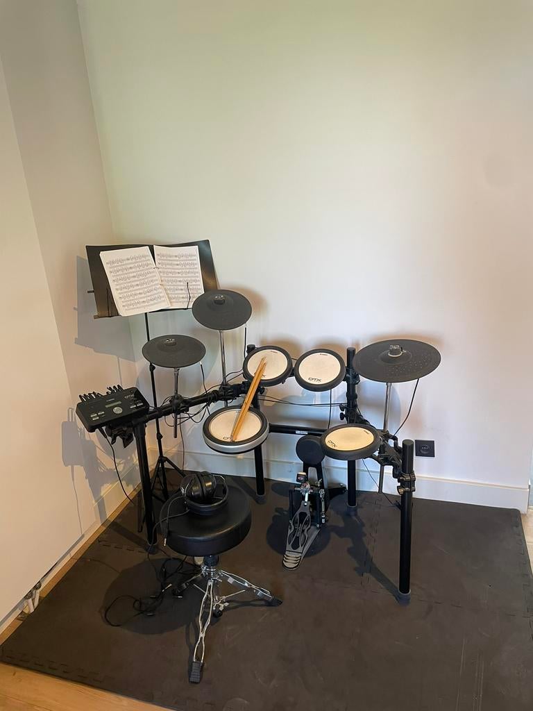 Yamaha DTX542 E-drum, Ophalen, Zo goed als nieuw, Yamaha