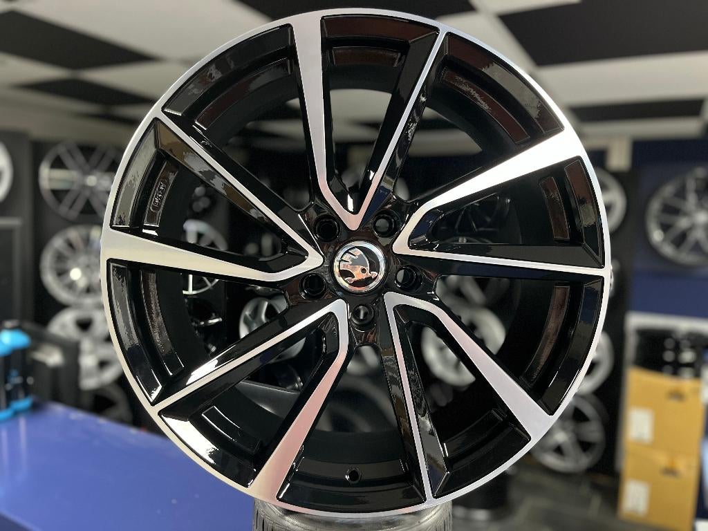 IN STOCK: NIEUWE set 20 inch 5x112 sport velgen voor Skoda, Neuf, Enlèvement ou Envoi, Pneus été, 20 pouces
