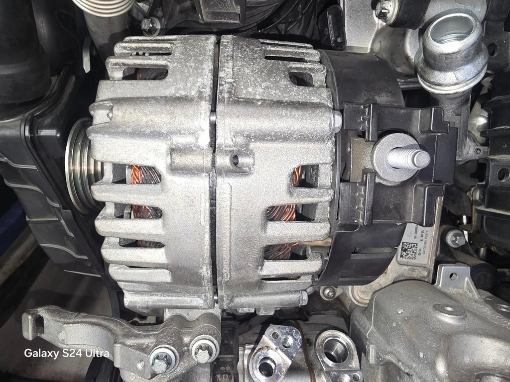 Dynamo Mercedes C 300d 2.0 Turbo 16V, Auto-onderdelen, Ophalen of Verzenden