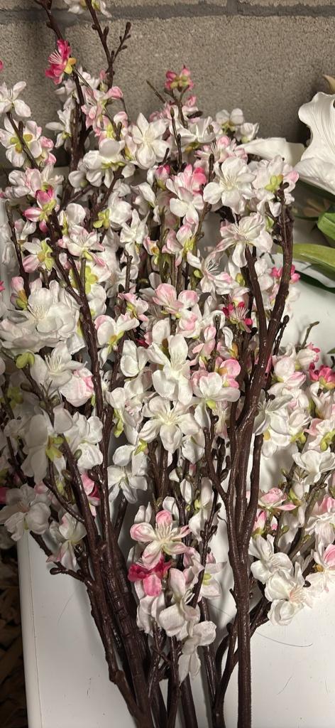 Groot lot zijde bloemen, Ophalen