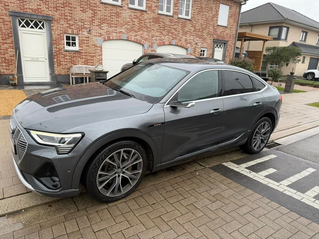 Etron sportback 55 09/21, Autos, Achat, Anti démarrage, Entretenue par le concessionnaire, 5 portes