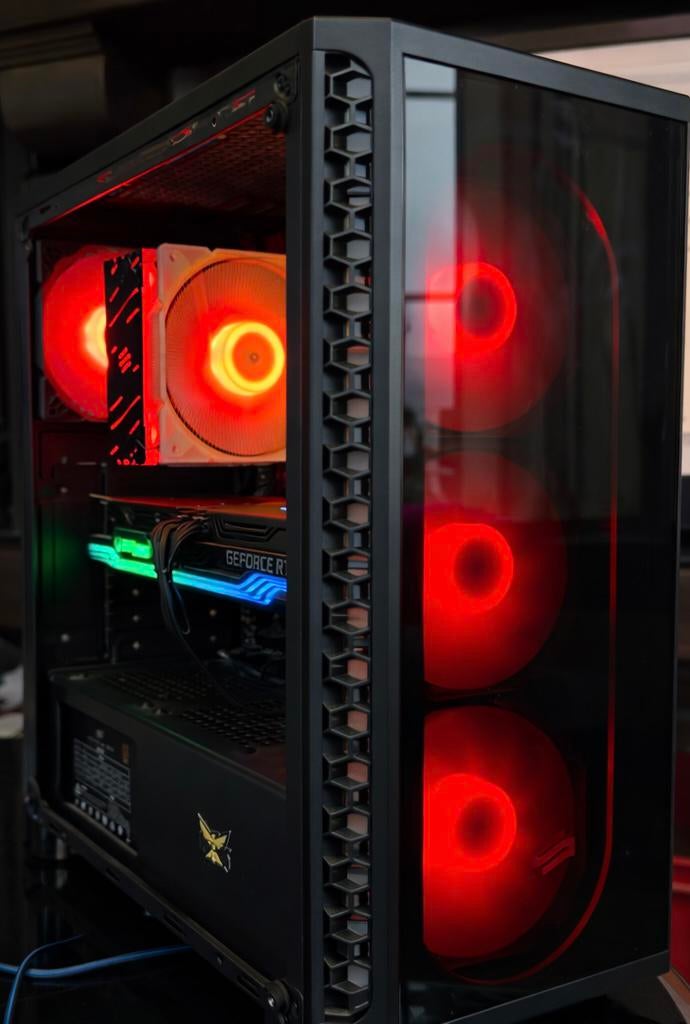 High End Gaming PC • RTX 3070 Ti & Ryzen 5 . Perfect Conditi, Computers en Software, Virtual Reality, Nieuw, Ophalen of Verzenden