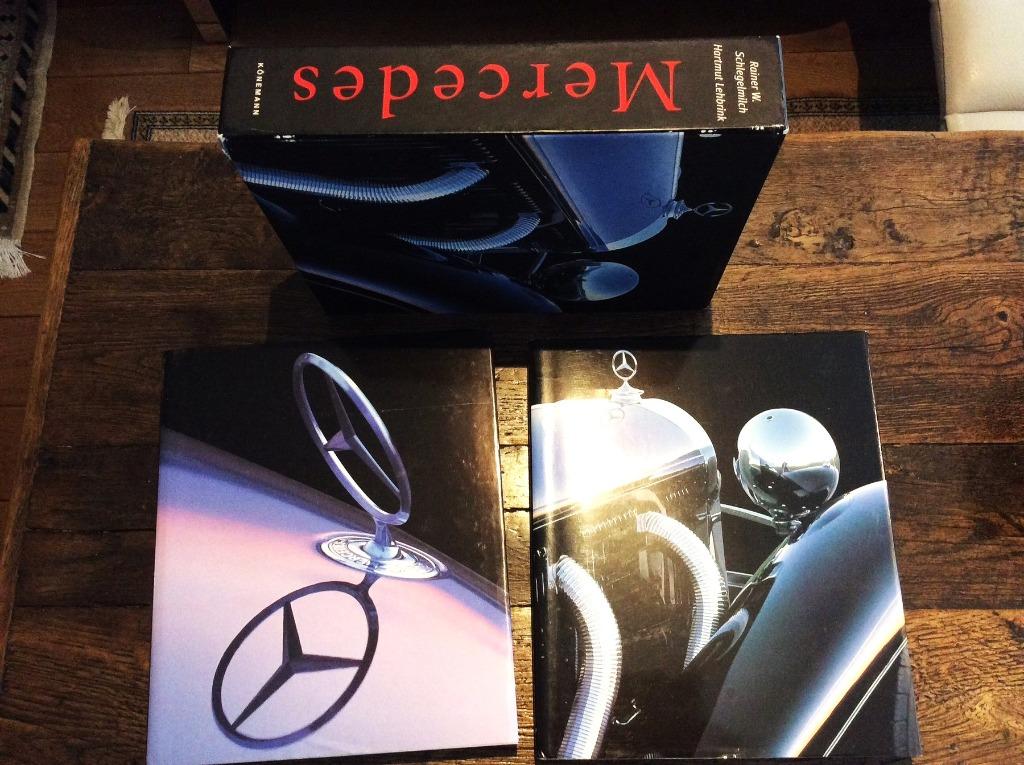 Mercedes-Benz boeken 2 dikke delen in hoes, Livres, Autos | Livres, Enlèvement ou Envoi, Comme neuf, Mercedes