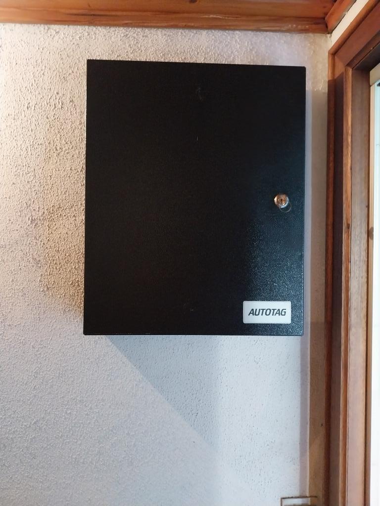 sleutelkast autotag voor 50 sleutels  verhuis weg 20 euro, Huis en Inrichting, Ophalen, Gebruikt, Metaal