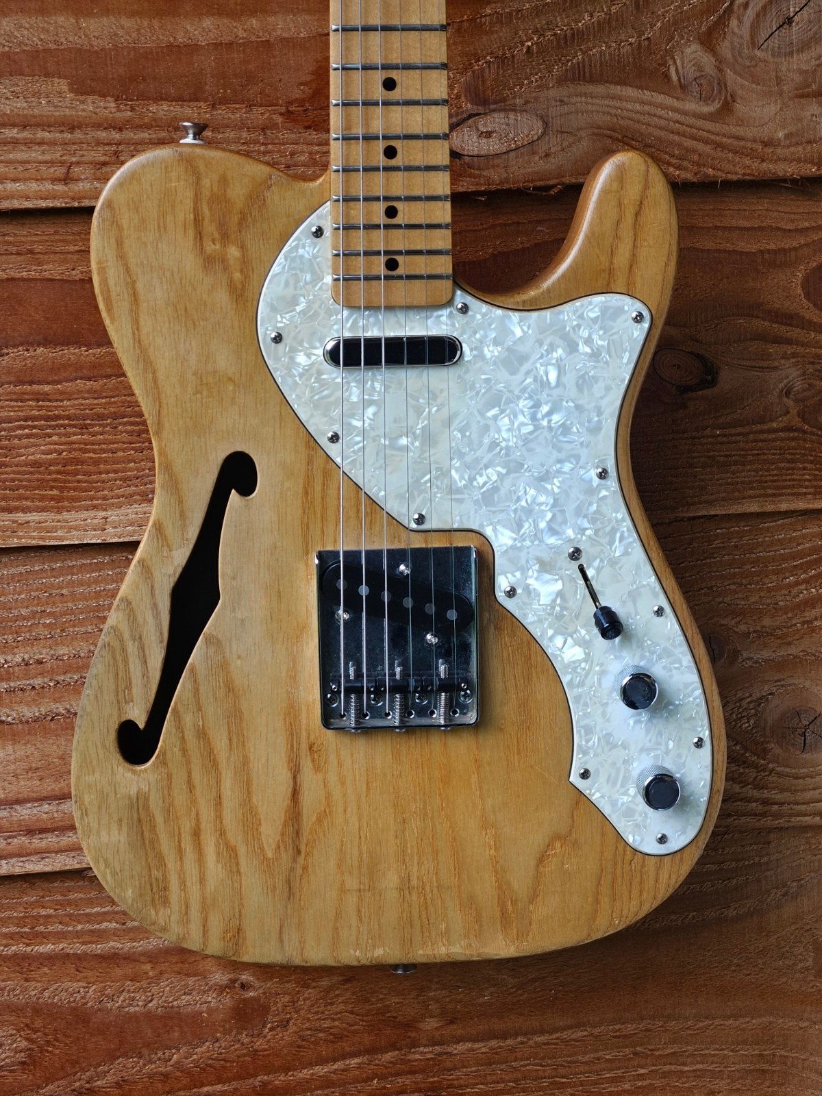 London City Comet T Thinline Telecaster, Enlèvement