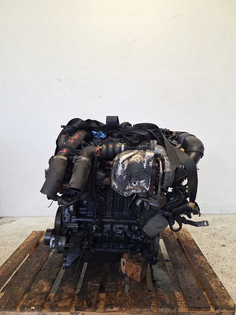 Moteur 9HC Complet PEUGEOT 308, Envoi, Utilisé, Skoda