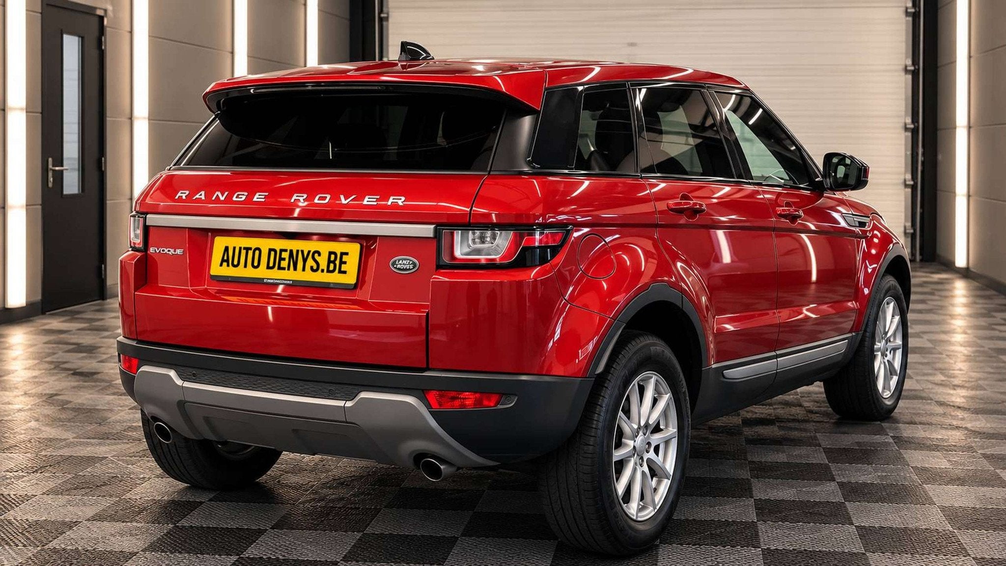 Land Rover Range Rover Evoque 2.0l TD4 bj. 12/2017 AUTOMATIQ, Rouge, Achat, 110 kW, Carnet d'entretien