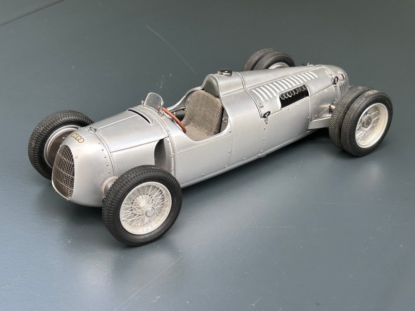 CMC 1:18 Auto Union (Audi) Type C Bergrenner 1936 1937, Hobby & Loisirs créatifs, Voitures miniatures | 1:18, Enlèvement ou Envoi