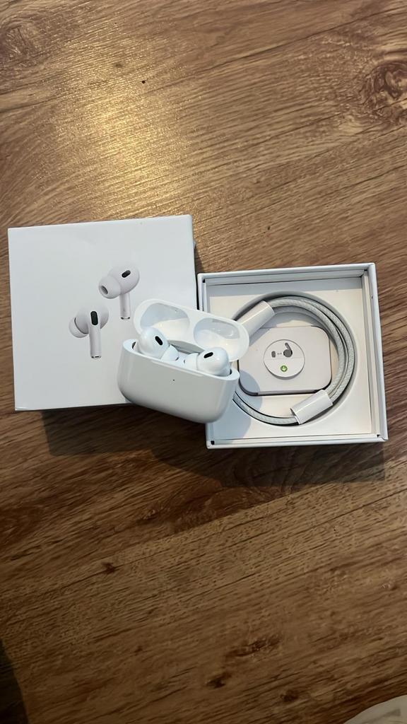 Airpods pro2, Telecommunicatie, Ophalen, Zo goed als nieuw