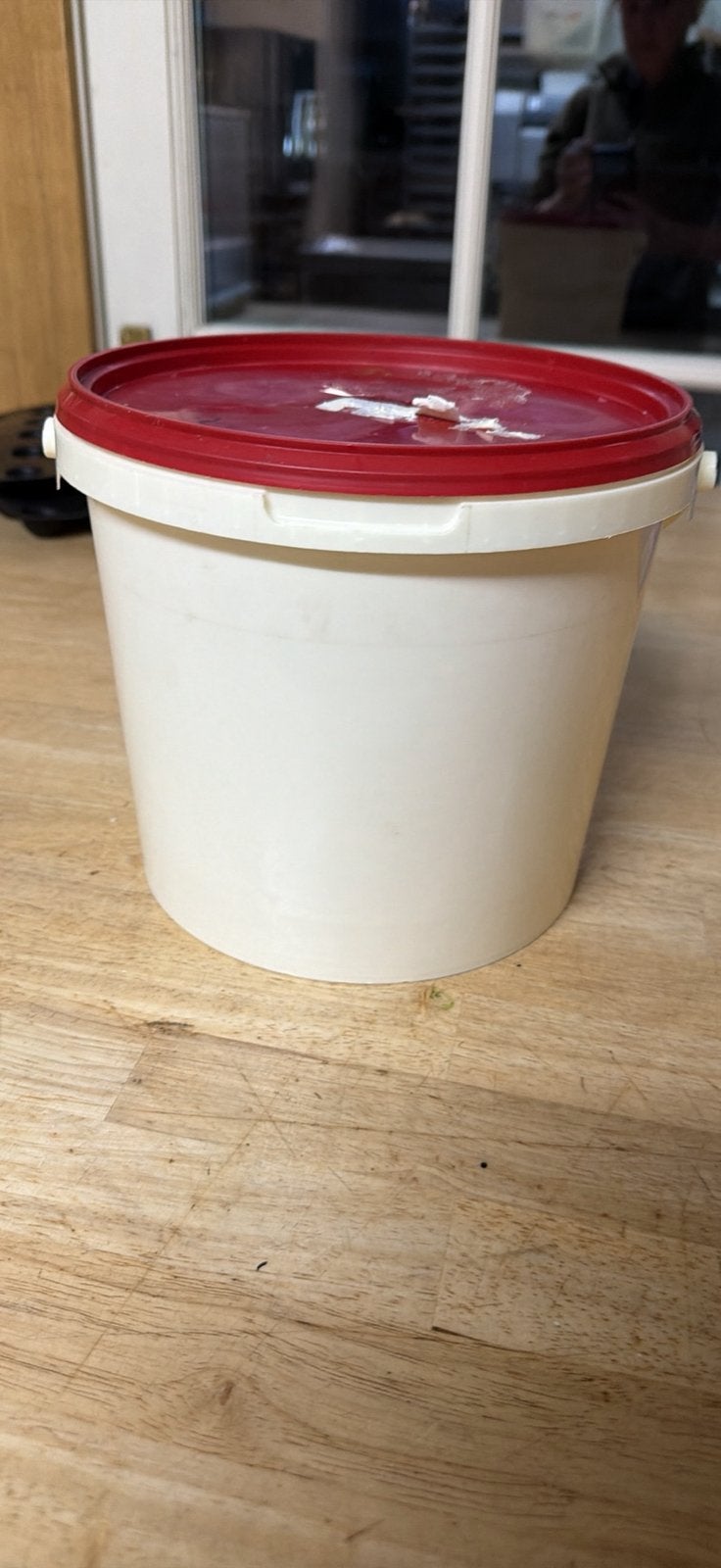 Emmers met deksel 5 liter, Ophalen, Zo goed als nieuw, Met deksel