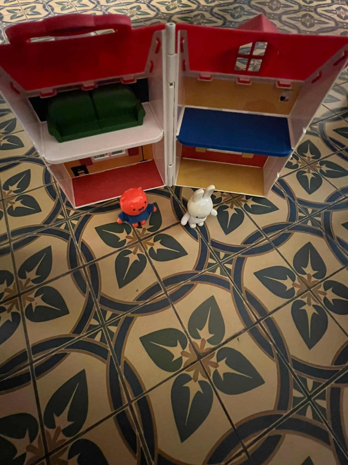 Draagbaar speelhuisje Nijntje/ Miffy, Ophalen of Verzenden, Gebruikt, Poppenhuis