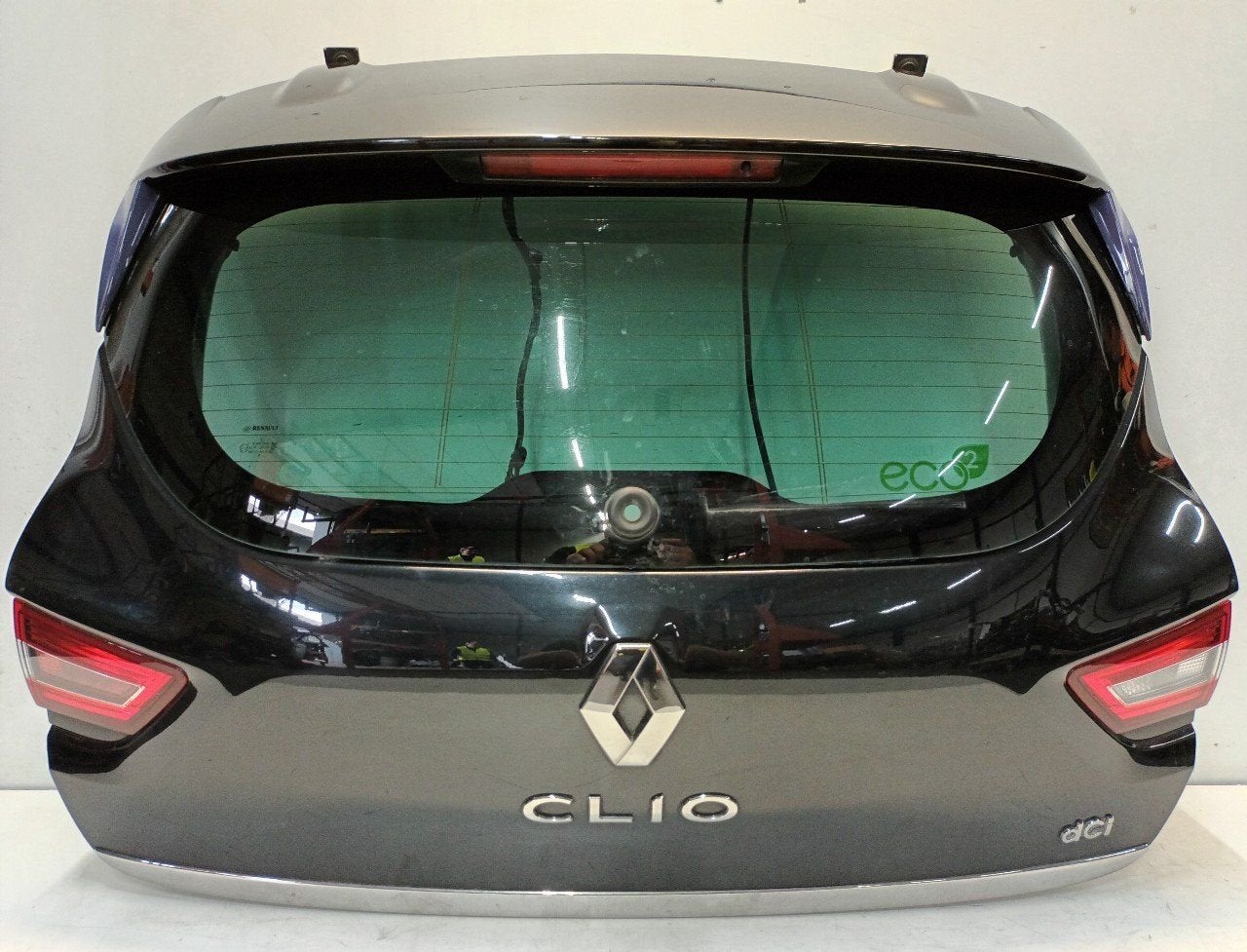 Achterklep Renault Clio, Onderdelen@venauto.nl, Van der Ven Autorecycling B.V., Arrière, Ettenseweg 76, 4706 PB Roosendaal, The Netherlands