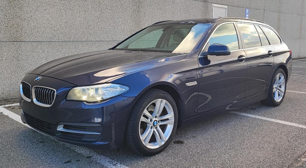BMW 520d Touring *EXPORT/HANDELAAR*overnamewagen, Auto's, Automaat, 118 g/km, Achterwielaandrijving, 1995 cc
