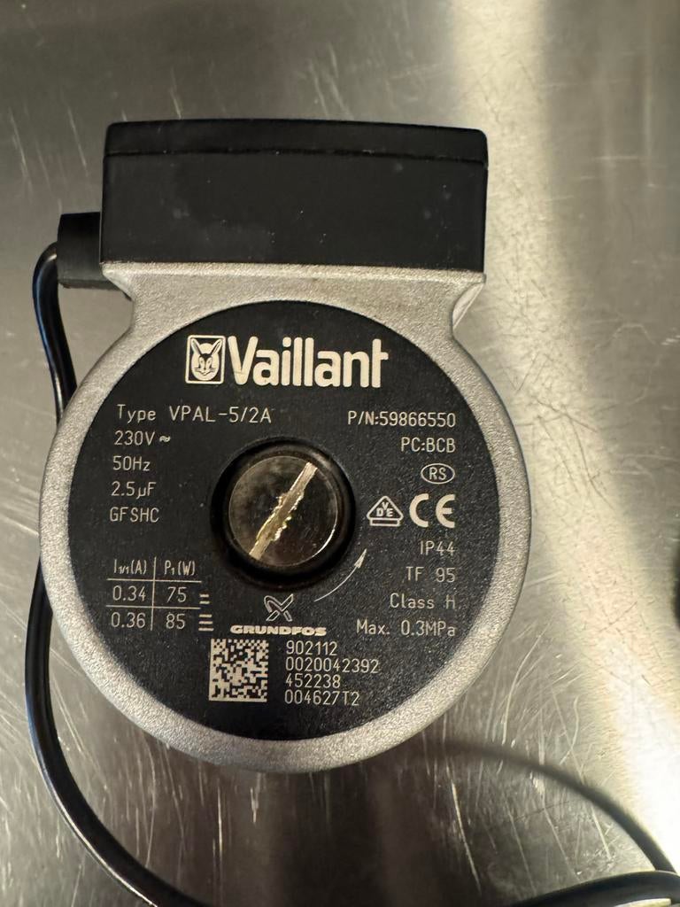 Pompe à eau Vaillant, Enlèvement ou Envoi, Comme neuf