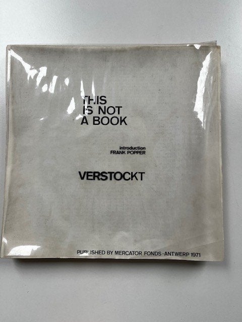 1971 Mark Verstockt ‘This is not a book’ gesigneerd genummer, Ophalen of Verzenden, Genummerd