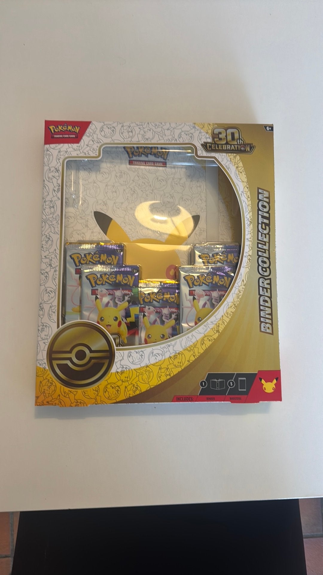 Pokemon 30th celebration binder collection, Hobby & Loisirs créatifs, Envoi, Neuf