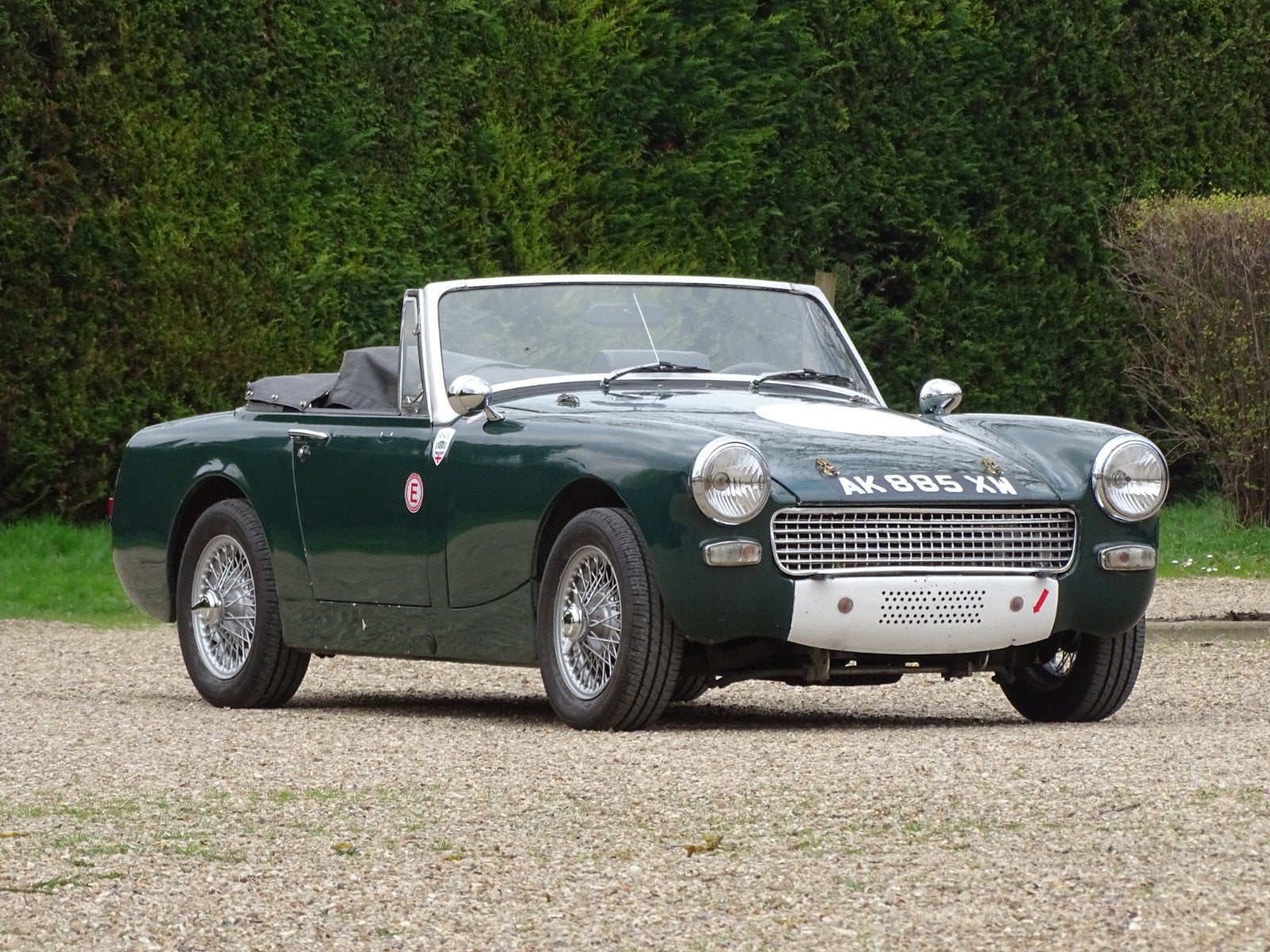 MG Midget voorpaneel, Ophalen