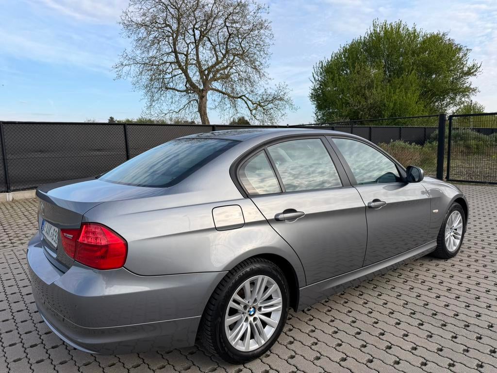 Bmw 316 2.0d jaar  2011 euro 5, Auto's, BMW, Euro 5, Bedrijf, 5 deurs, Zilver of Grijs