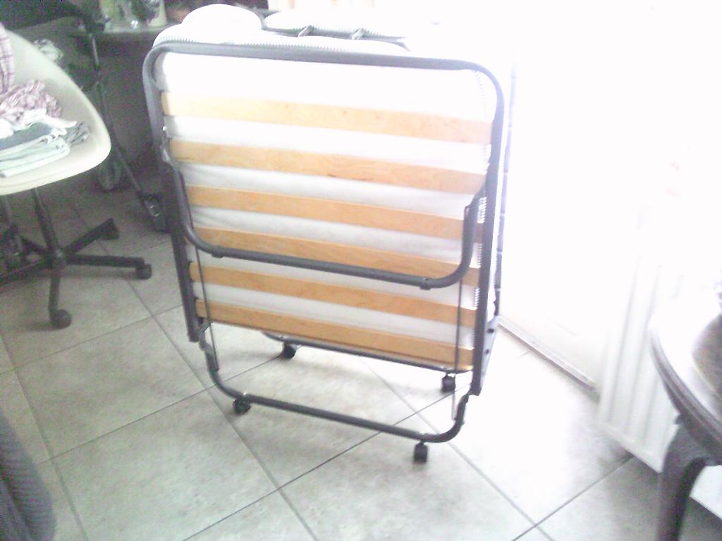 plooibed 1 persoon, Huis en Inrichting, Slaapkamer | Slaapbanken, Ophalen, 100 cm, Eenpersoons, Beige
