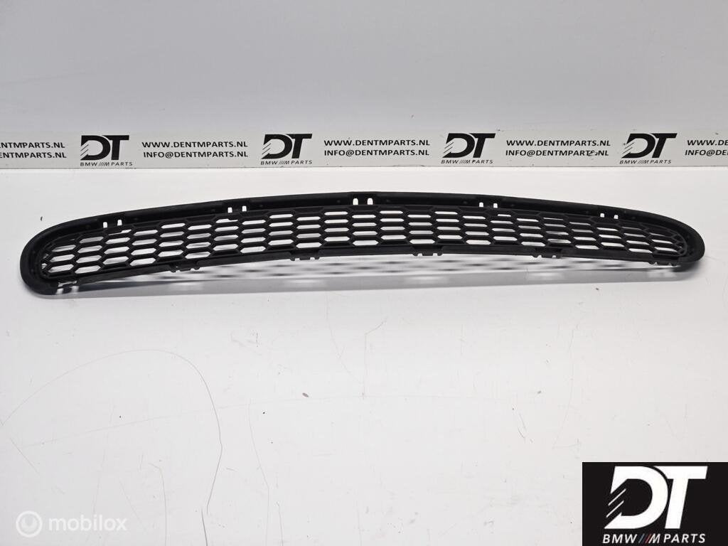 Grill BMW M3 E92 S65 V8 S65B40 E93 51128040877, Enlèvement ou Envoi, Utilisé, BMW, BMW