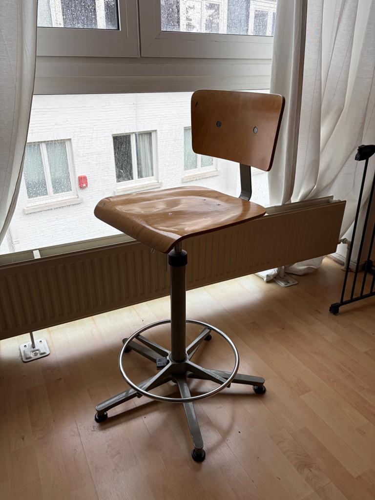 Stoel voor tekenaar en architect, Ophalen, Zo goed als nieuw, Beige, Bureaustoel