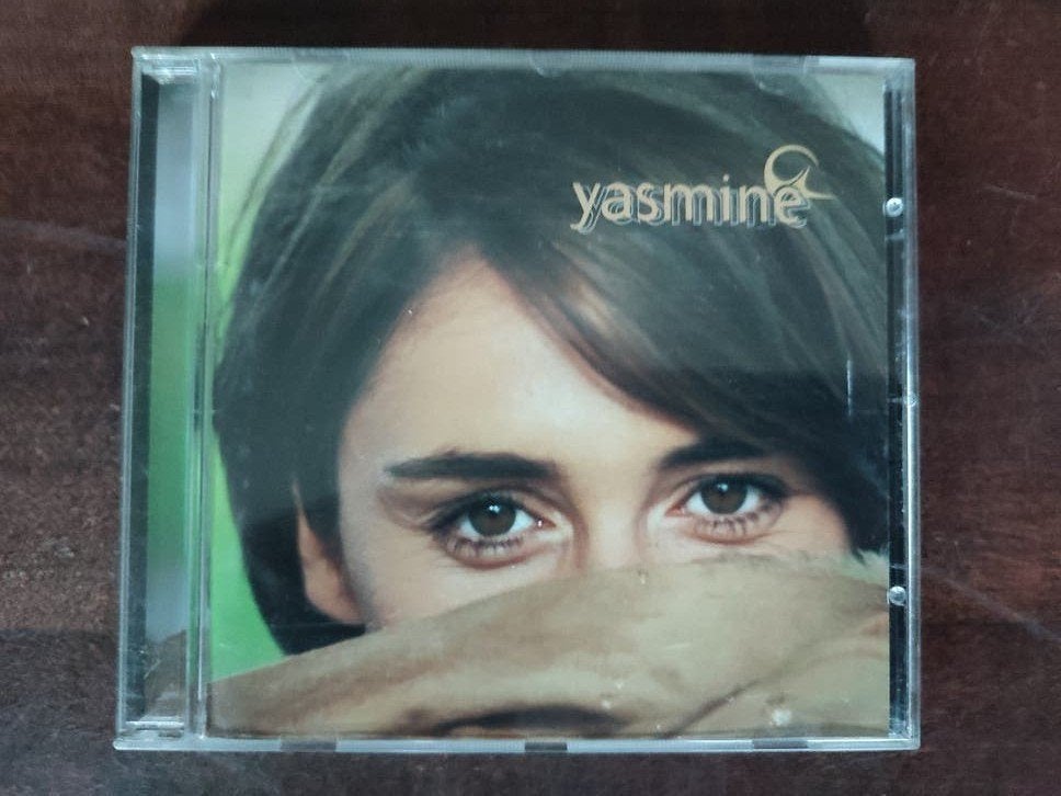 CD : YASMINE - YASMINE (2001), Cd's en Dvd's, Ophalen of Verzenden, Zo goed als nieuw