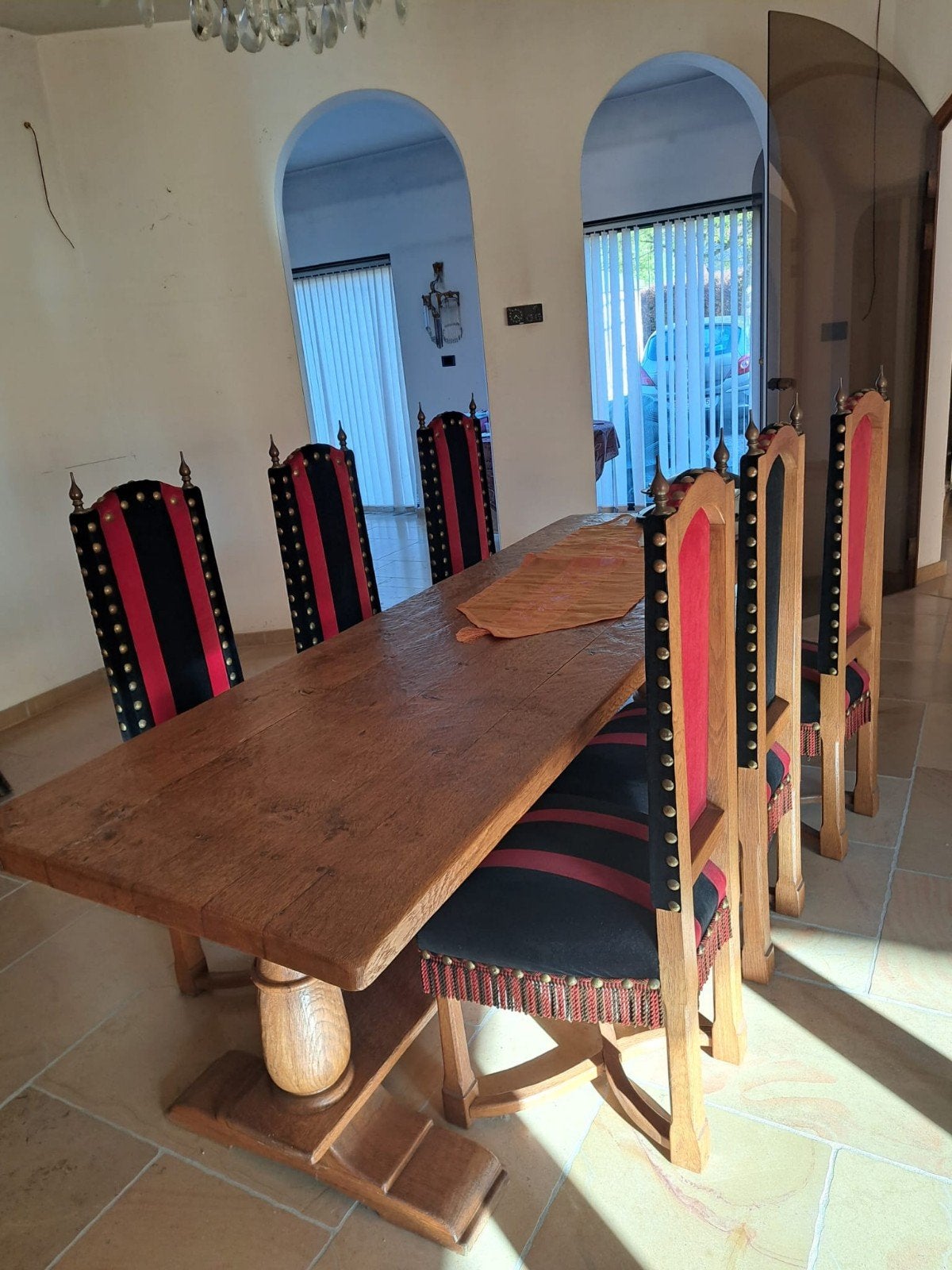Tafel en 6 stoelen, Enlèvement