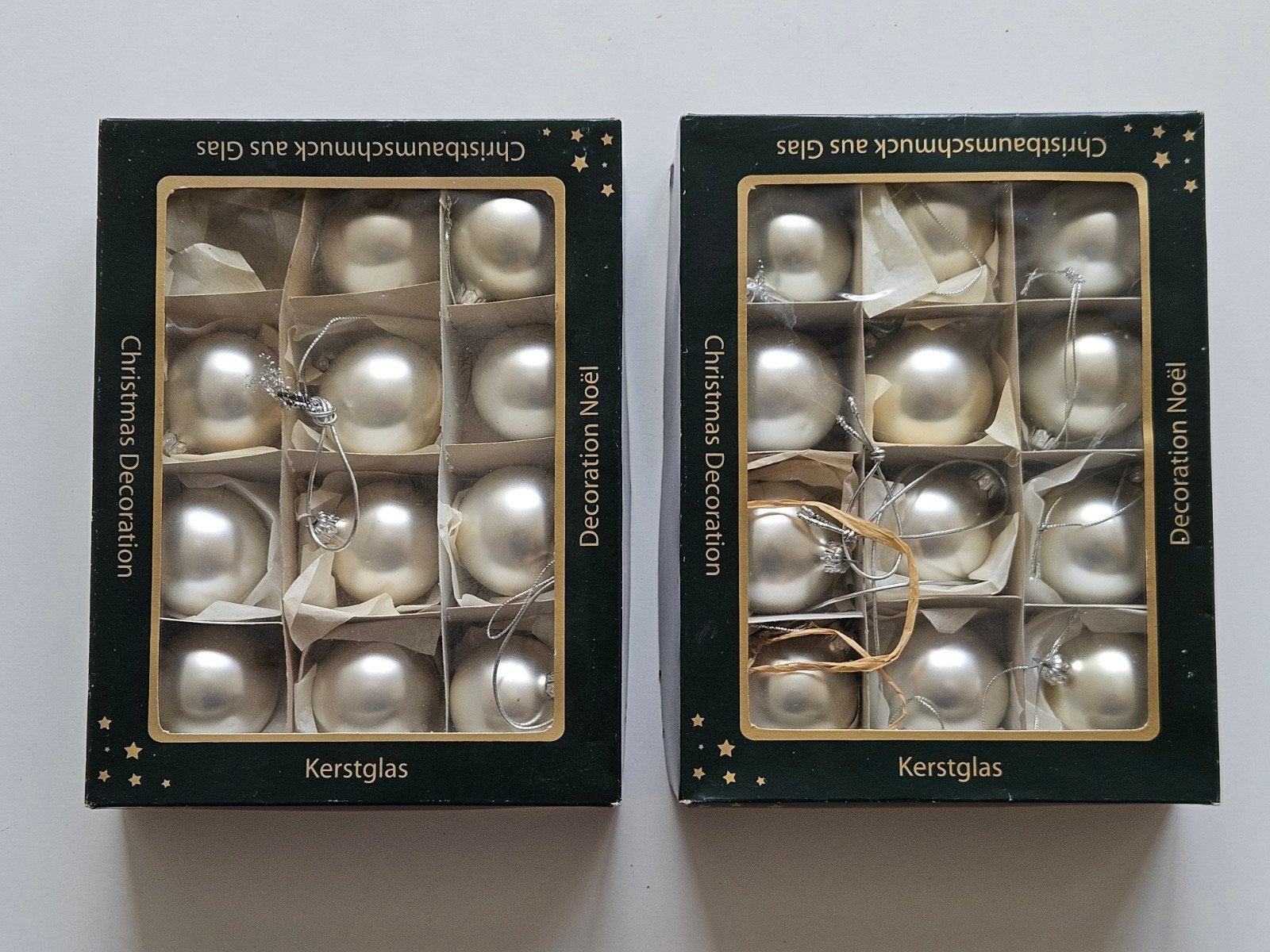 24 boules de Noël en verre de la marque Decoris., Enlèvement