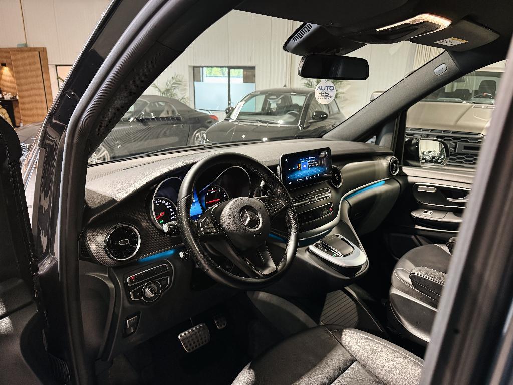 Mercedes-Benz V300d AMG-Line | Dubbele Cabine Lichte Vracht, Auto's, Zwart, Leder, Bedrijf, 5 deurs