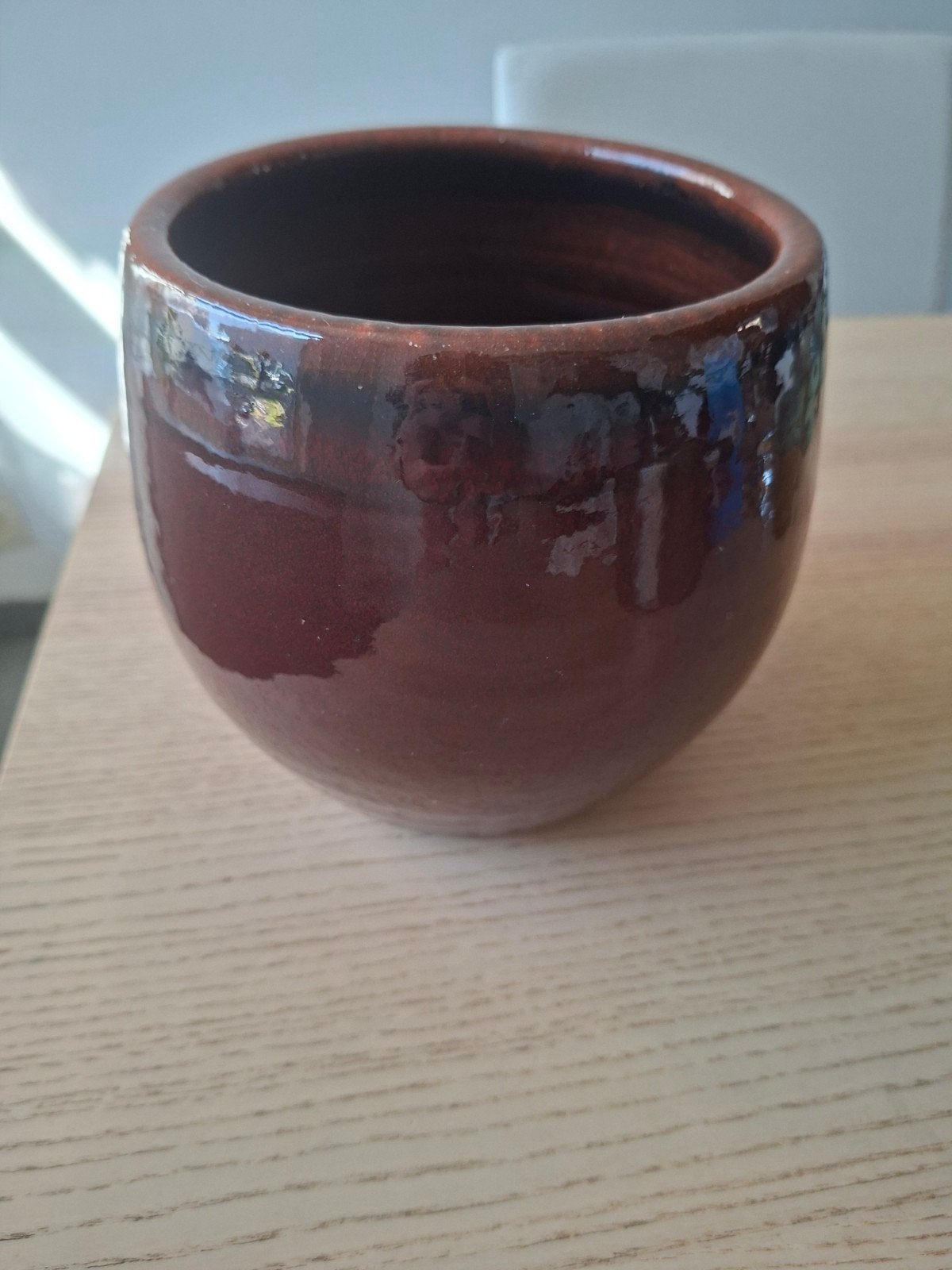 Beau pot de fleurs de 13,5 cm de diamètre, 16 cm de haut, Enlèvement
