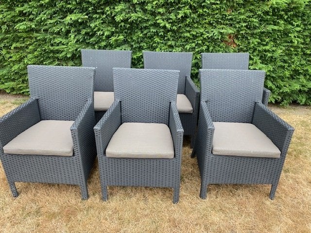 6 tuinstoelen met zitkussens, Ophalen, Gebruikt, Kunststof