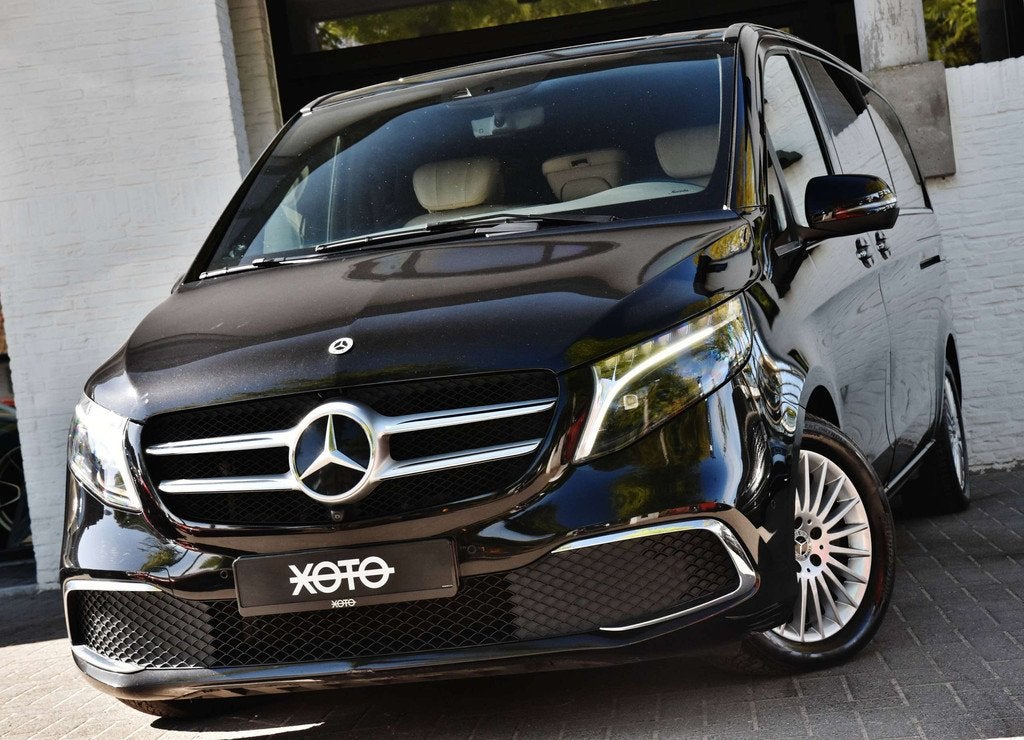 Mercedes-Benz V-Klasse 220 D LWB AVANTGARDE * LEDER / LED /, Auto's, Automaat, Achterwielaandrijving, Gebruikt, 4 cilinders