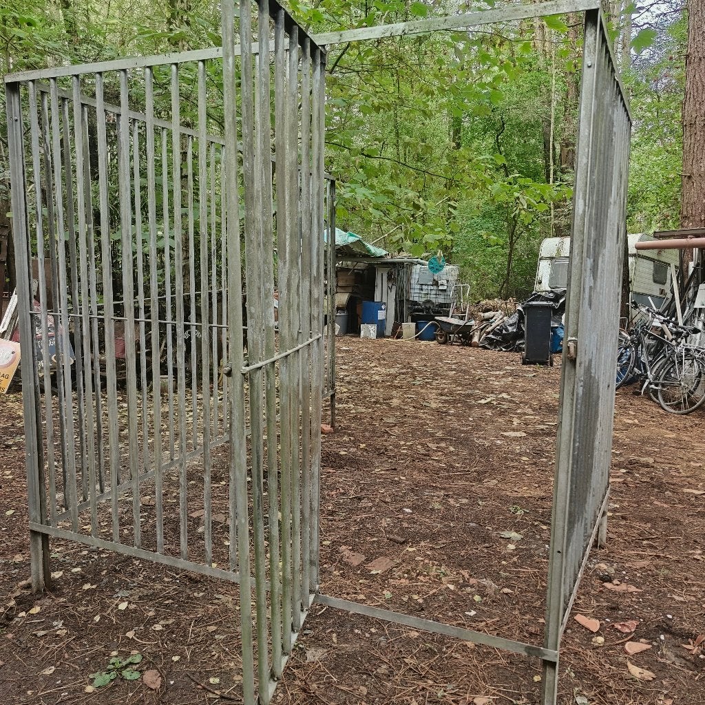 Parc pour chiens (2 pièces), Animaux & Accessoires, Enlèvement ou Envoi, Utilisé, 100 cm ou plus, Chenil chien