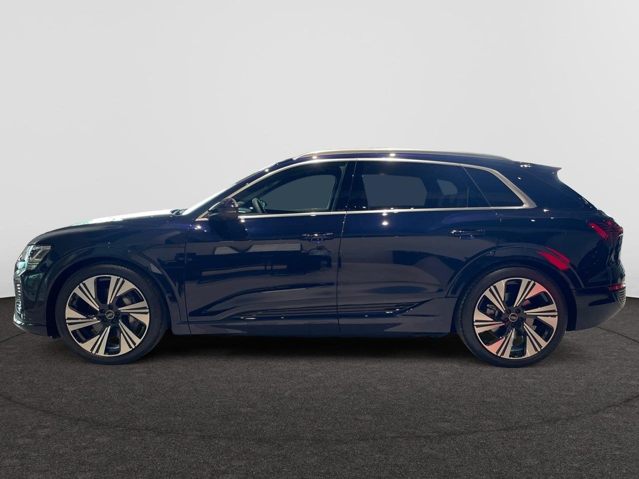 Audi Q8 e-tron S line 55 quattro 300,00 kW, Autos, Achat, Q8 e-tron, Automatique, https://public.car-pass.be/vhr/0a619cc0-f991-48e4-8937-c4dea11ed7ca