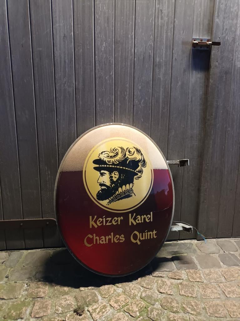 Lichtpaneel Keizer Karel, Ophalen