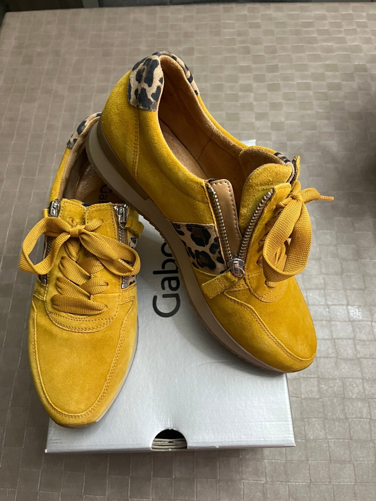 Sneakers Gabor ~ 38, Ophalen, Zo goed als nieuw, Sneakers