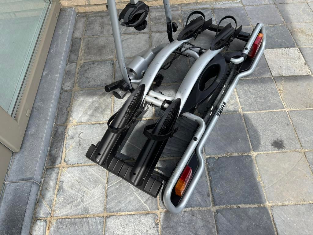 Thule fietsdrager, Ophalen, Brede banden, Zo goed als nieuw, 2 fietsen