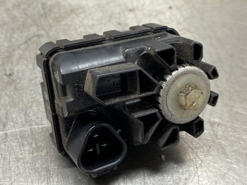 PHARE MOTEUR Suzuki Baleno (EW / FW) (01-2016/-), Utilisé, Suzuki