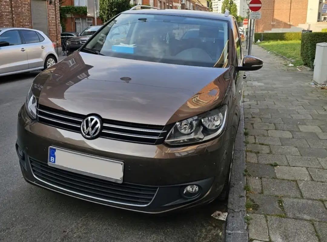 touran année 2014 essences 1.2TSI 7place, Autos, 7 places, Boîte manuelle, 5 portes, Essence